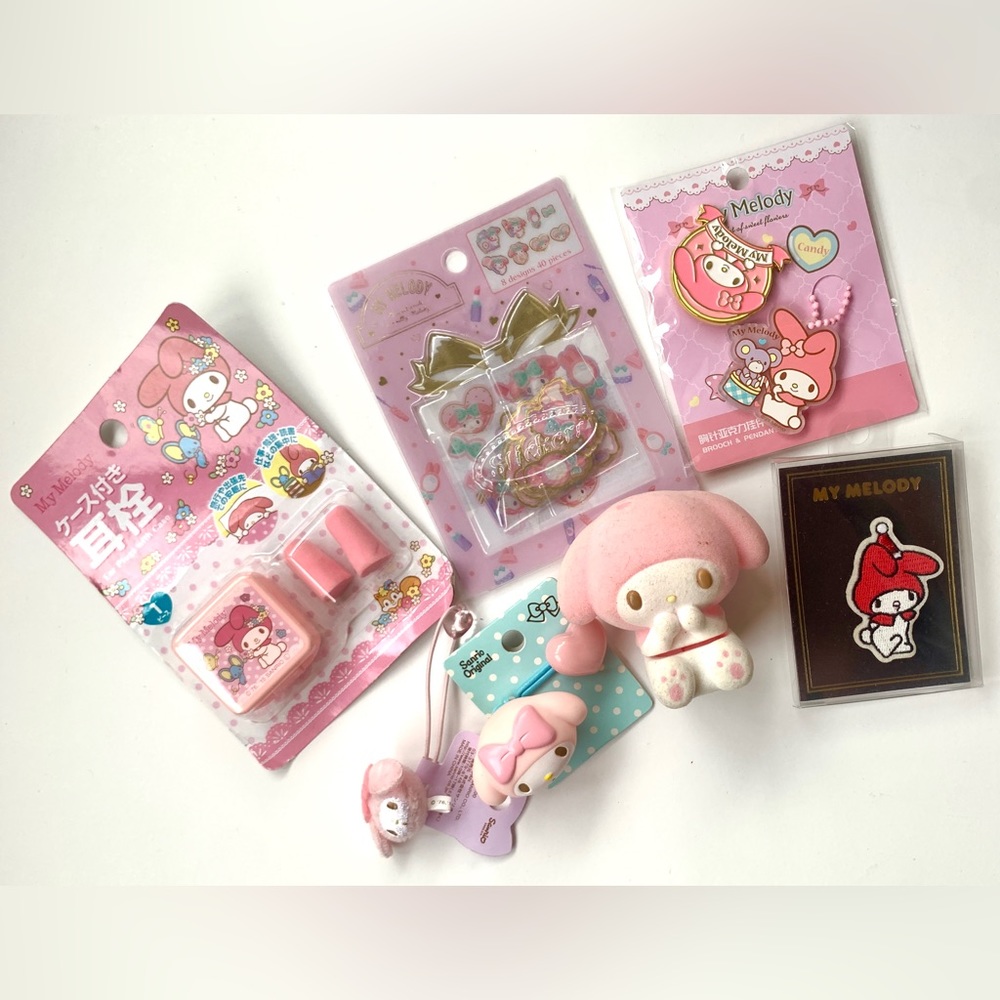 NWT - My Melody Lovers' Dream - Authentic Collection